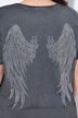 Camiseta, oversize, letras de purpurina, alas en la espalda