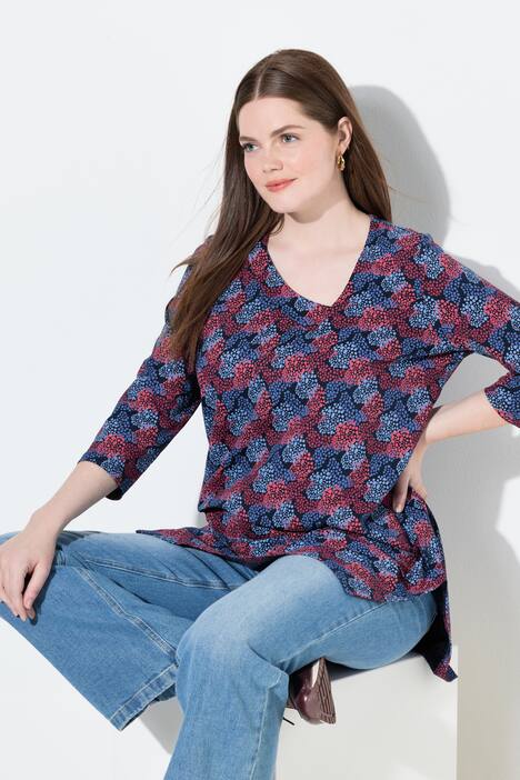 T-shirt en coton bio, décolleté en V et manches 3/4, base se terminant en pointes