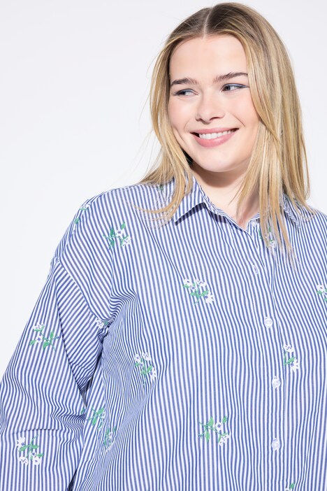 Skjorte, oversized med striber og blomsterbroderi