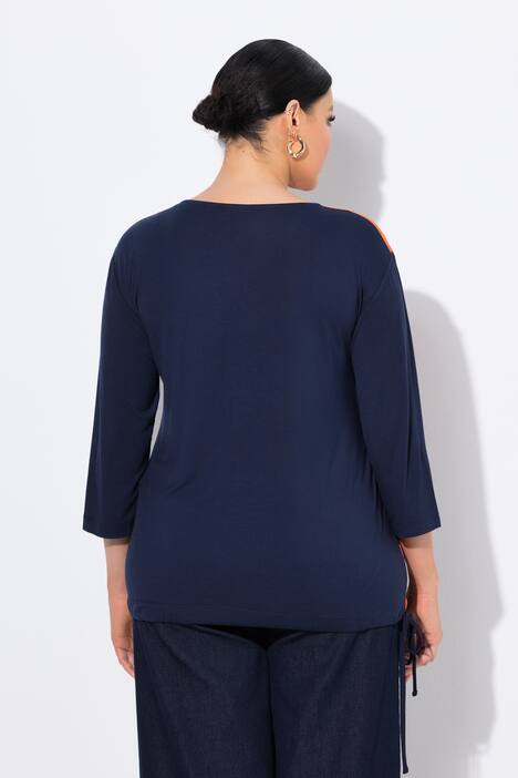 Maglia dal taglio oversize con foglie, scollo a tunica e maniche a 3/4