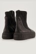 Boots en cuir, empiècement élastique en maille et semelle de propreté amovible - largeur H