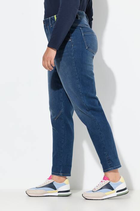 Mom jeans