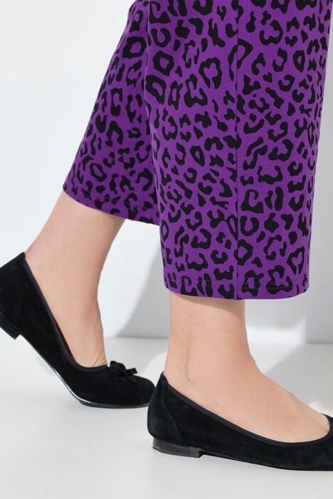 Pantalon 7/8 en jersey. Poches, jambe large et taille élastique