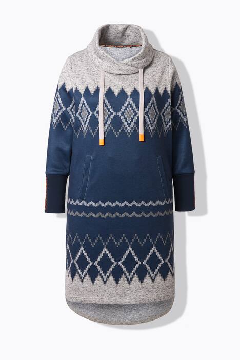 Robe à motif norvégien. Manches longues et capuche