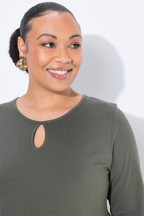 Robe maxi en jersey, poches, décolleté rond et manches 3/4, coupe évasée