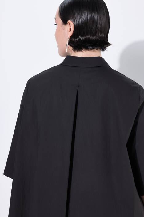Abito a tunica dal taglio svasato con PaperTouch, collo da camicia e mezze maniche