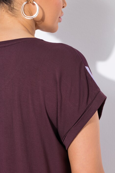 T-shirt dal taglio oversize con stampa grafica, scollo a girocollo e mezze maniche
