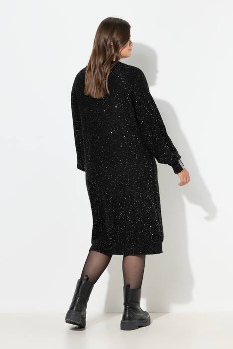 Robe en maille. Décolleté V et manches longues