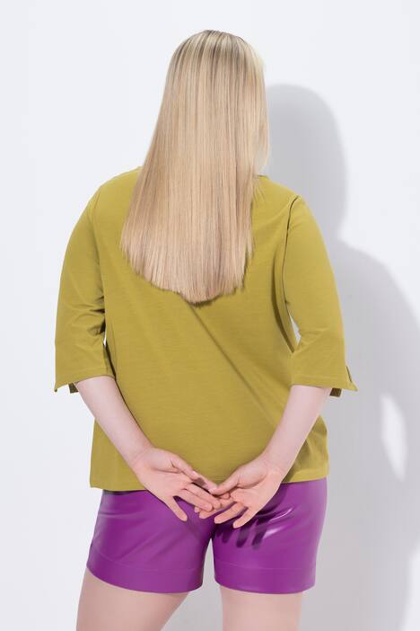 Maglia con fiori, scollo a barca e maniche lunghe