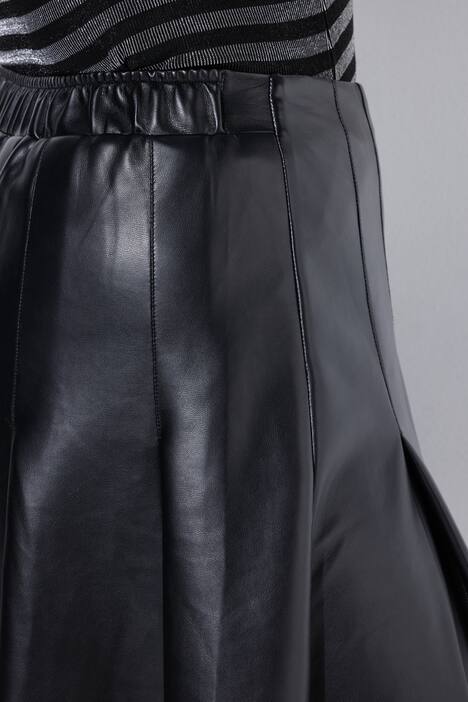 Pleated Faux Leather Comfort Waist Skirt