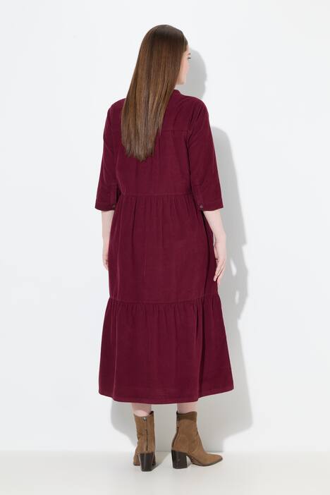 Robe maxi en velours côtelé à col montant, encolure en V et manches longues
