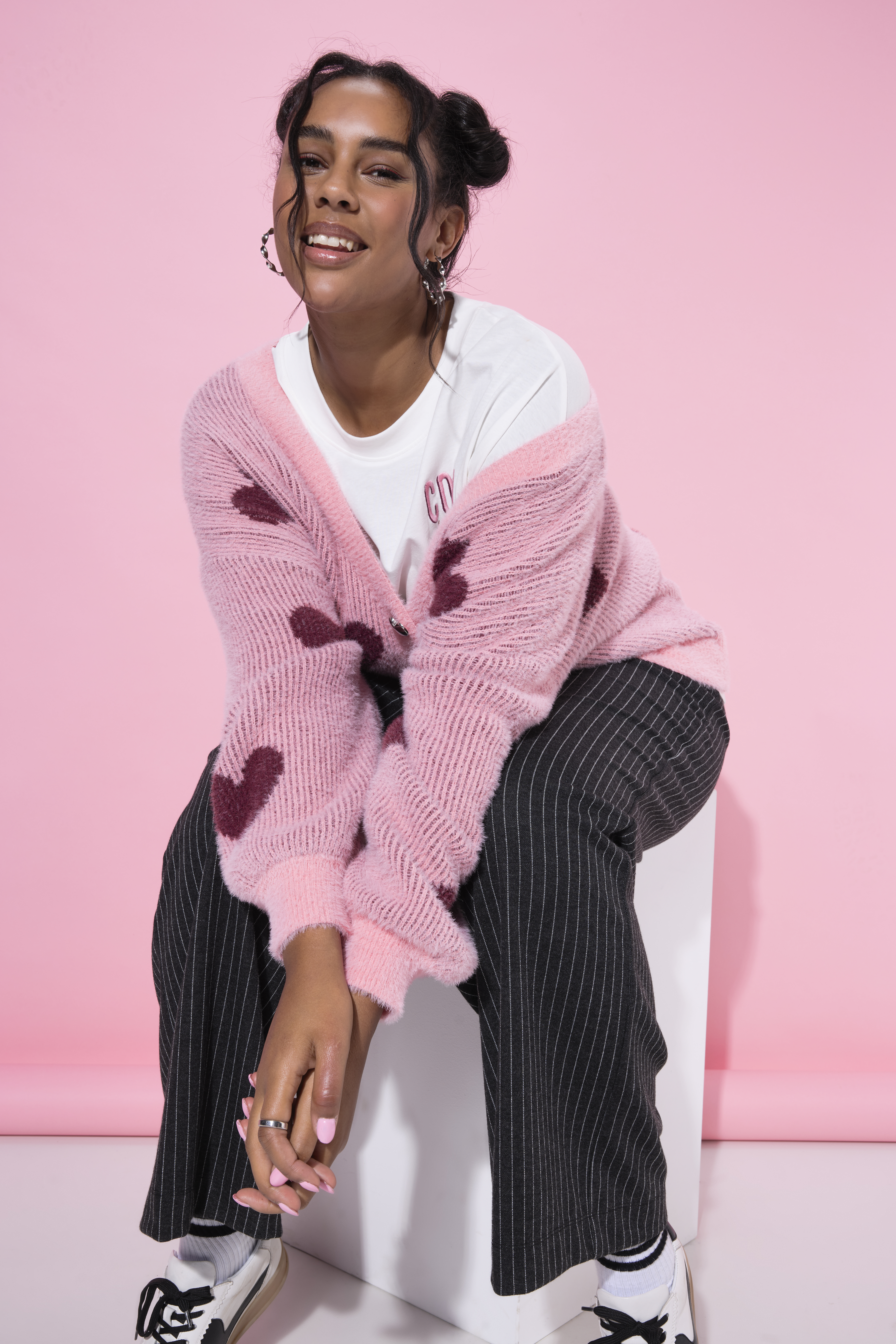 Cardigan oversize. Maille ultra-douce. Motif cœurs