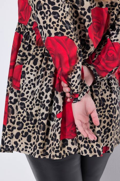Blusa, forma en A, estampado de leopardo/rosas, manga larga