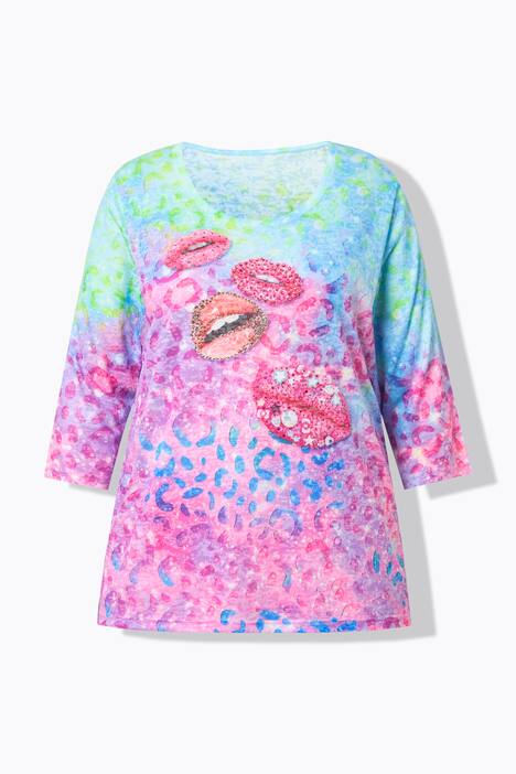 T-shirt dal taglio comodo con fantasia leopardata arcobaleno e baci