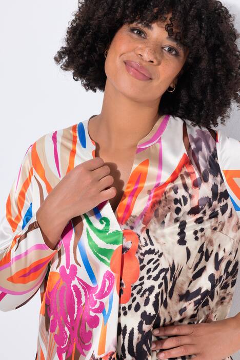 Tunique en satin imprimé all-over, manches longues et coupe évasée