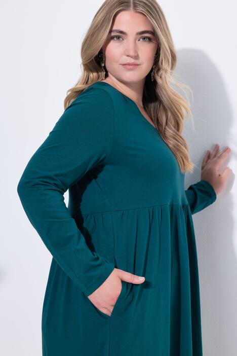 Empire Knit A-Line Pocket Dress