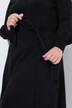 Abito midi di maglia con collo dolcevita e cintura in vita