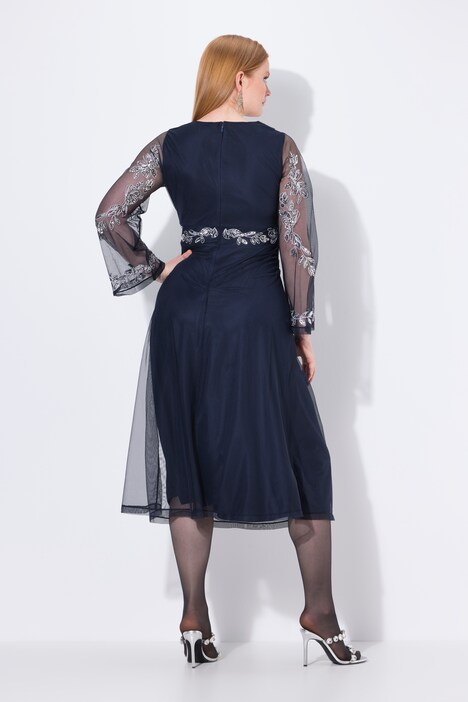 Abendkleid, Stickerei, V-Ausschnitt, Langarm