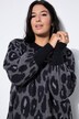 Gebreide jurk, oversized, luipaardmotief, ballonmouwen