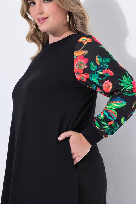 Vestido sport, línea A, manga larga con estampado