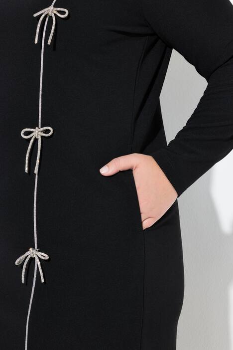 Vestido, línea A, lazo decorativo de crespón
