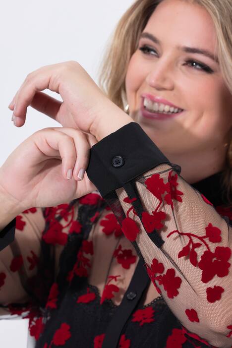Bluse i regular fit, let gennemsigtig, flocktryk