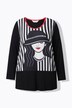 Maglia dal taglio svasato con immagine femminile e maniche lunghe