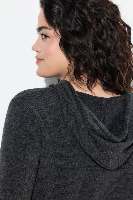 Maglione dal taglio dritto con cuoricino e cappuccio