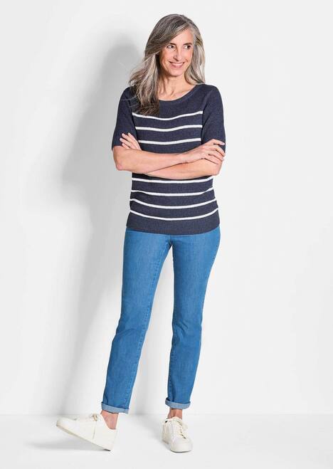 Maritimer Pullover mit U-Boot-Ausschnitt