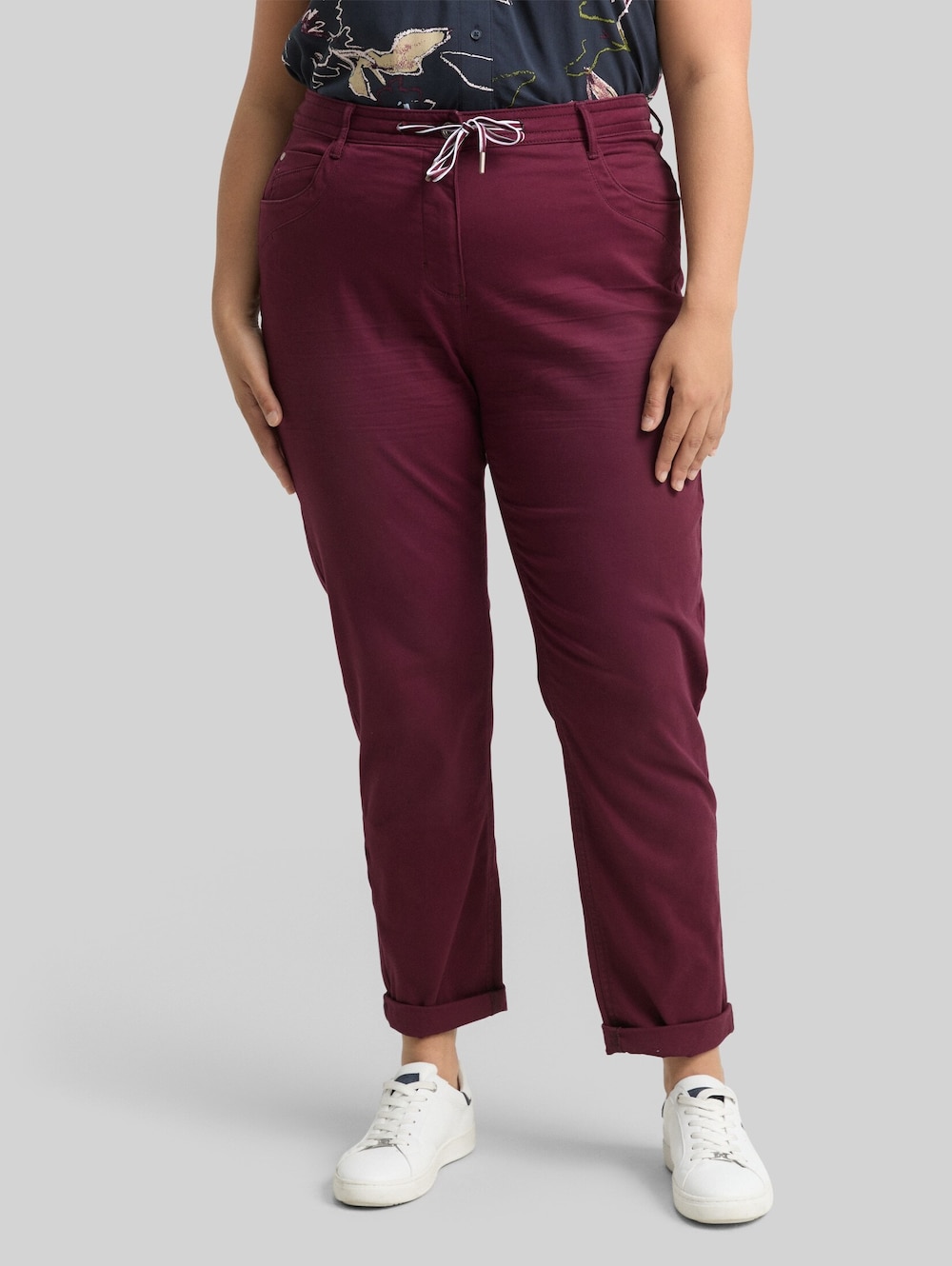Cropped Slim Hose