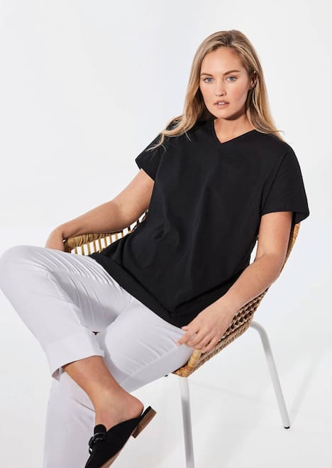 Shirt mit V-Ausschnitt