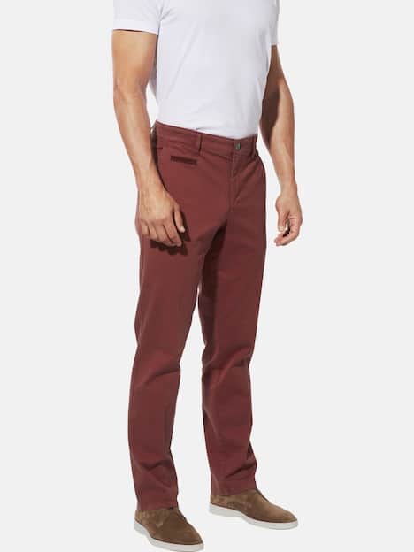 Chino LEVANO