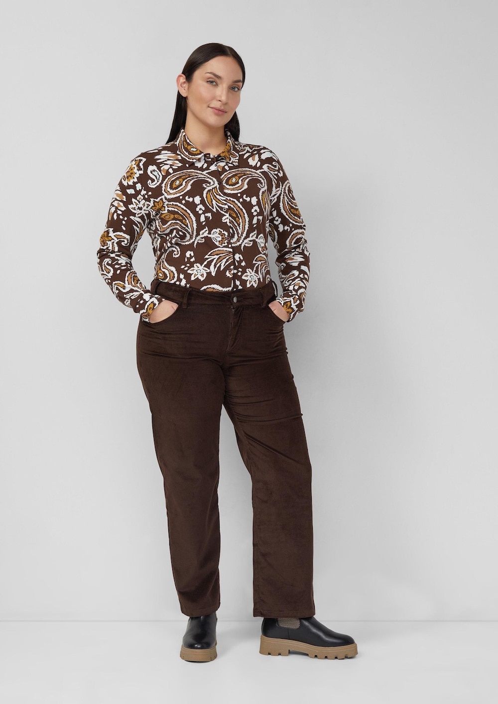Cordhose / Straight Fit / Mid Rise / Straight Leg