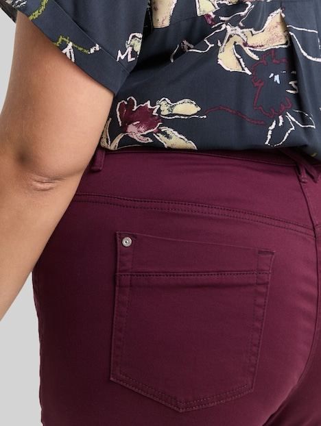 Cropped Slim Hose