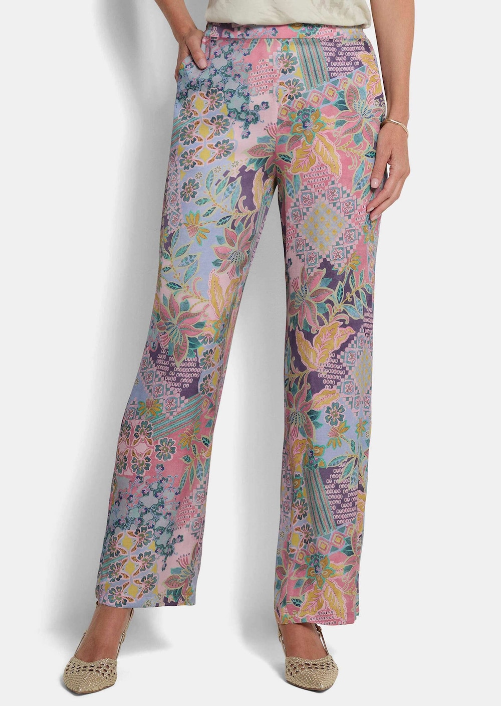 Luftige Sommerhose mit Patch-Muster