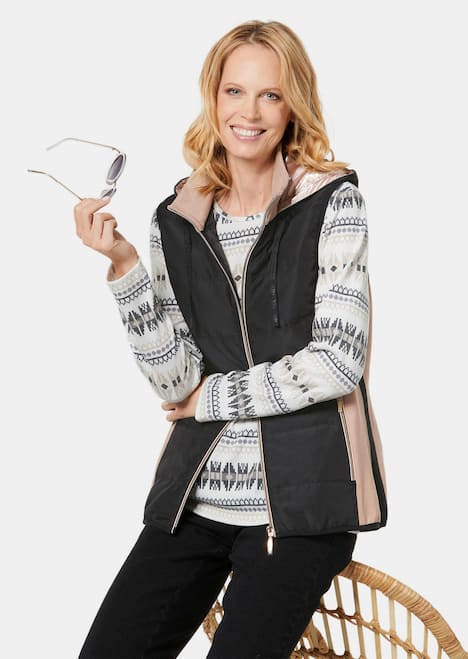 Sportive Weste mit vielen Details