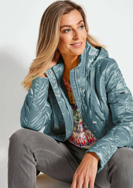 Herbstjacke Damen mit welliger Steppung im sportlichen Look
