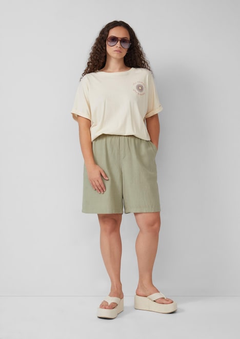 Shorts aus Leinen-Viskose-Mix