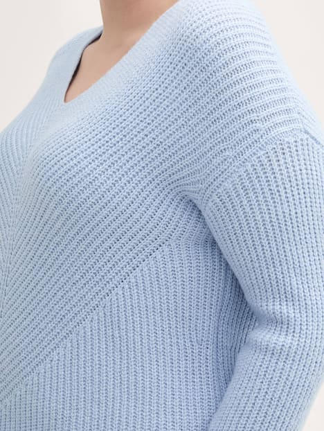 Strickpullover mit V-Ausschnitt