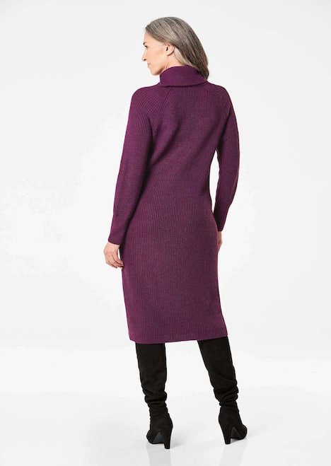 Strickkleid mit asymmetrischem Kragen