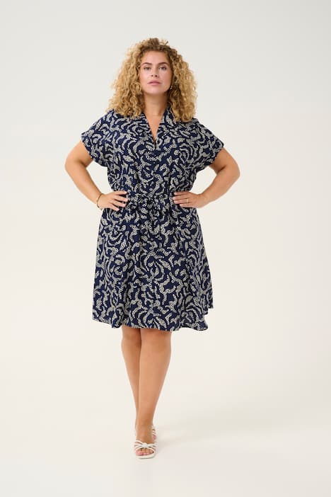 Kleid Regular fit