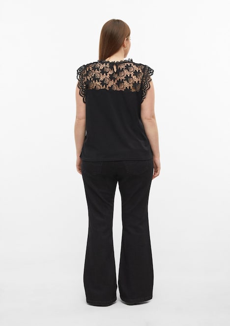 Top mit Spitze