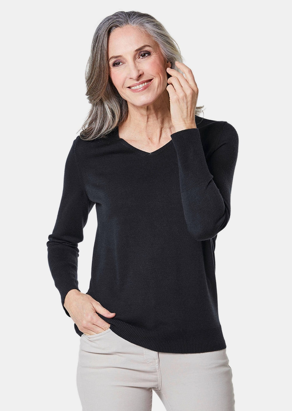 Unkomplizierter Pullover mit V-Ausschnitt
