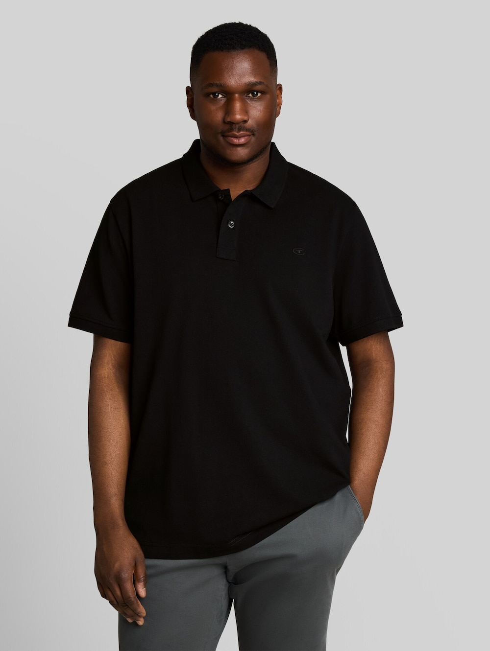 Piqué Poloshirt mit Logo-Stickerei