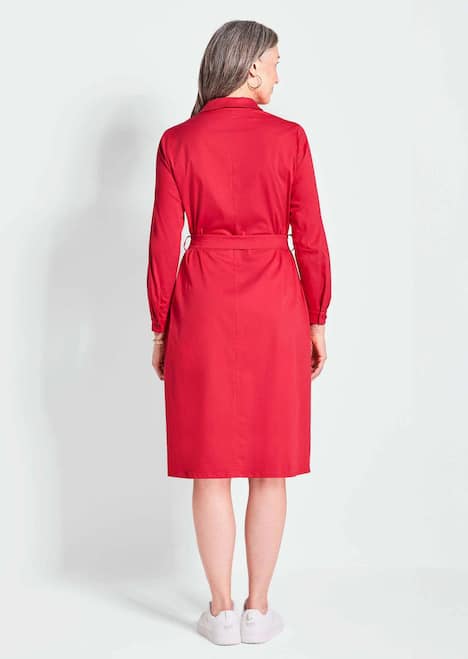 Elegantes Hemdblusenkleid mit Bindegürtel