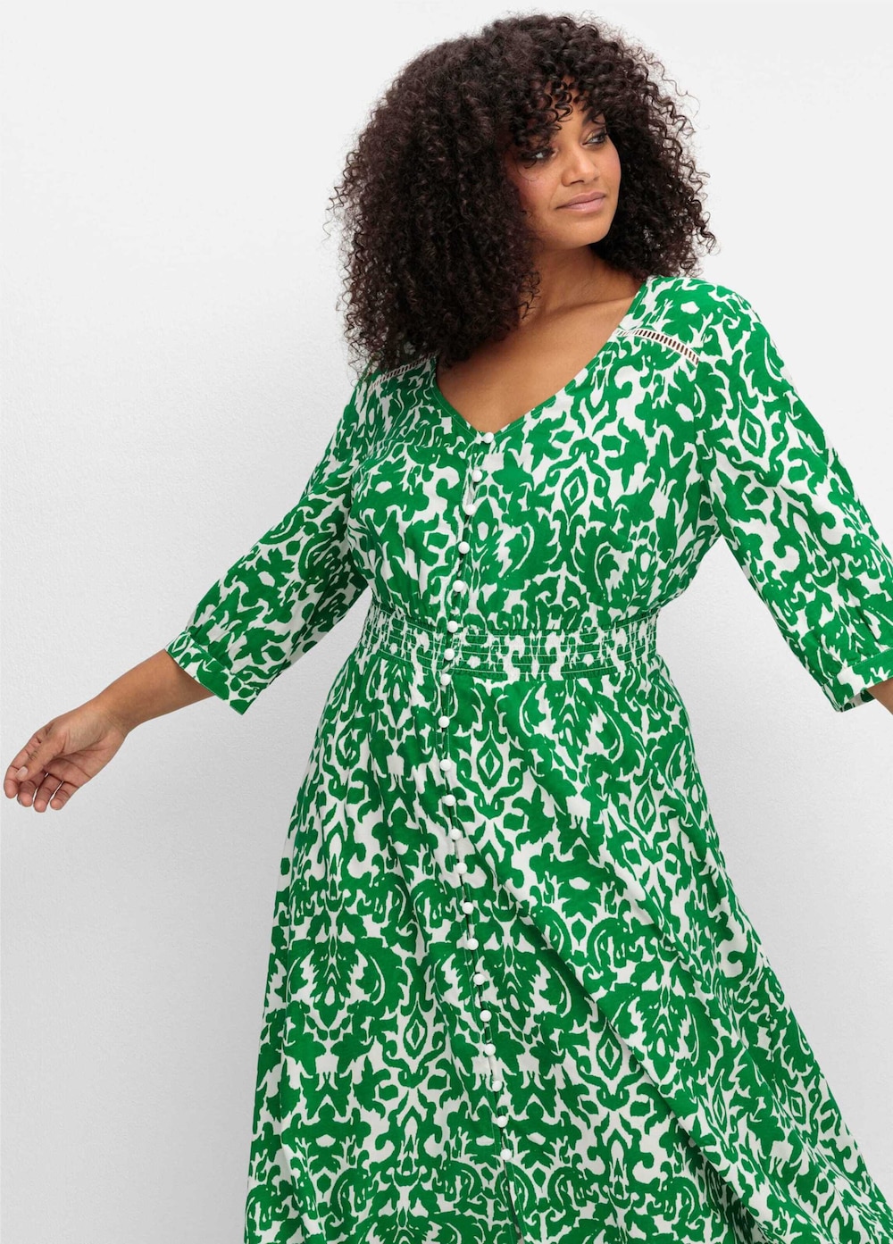 Druckkleid Maxikleid mit Alloverprint und gesmokter Taille 3/4-Arm Sonstiges Muster