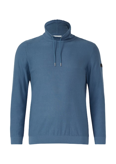 Leichter Pullover mit Snood-Kragen und Logo-Detail