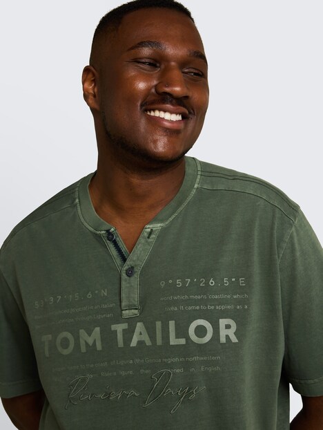 Henley T-Shirt im Used-Look