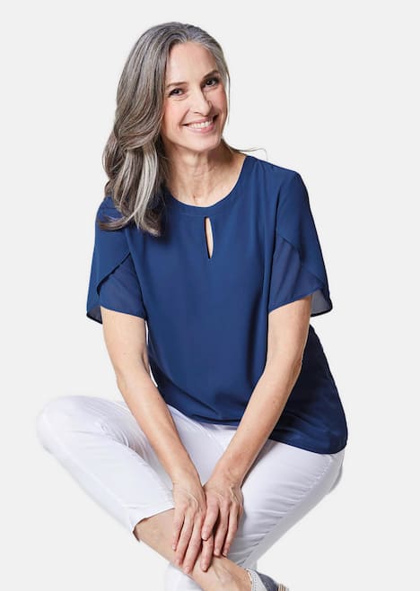 Bluse mit aufregender Ärmellösung