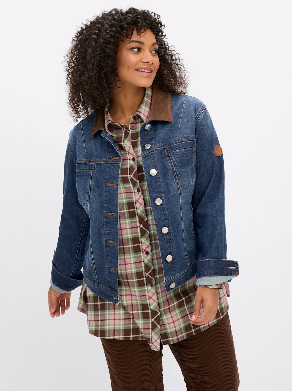 Jeans-Jacke Jeansjacke in leichter Waschung Langarm Fester Bund Hemdkragen